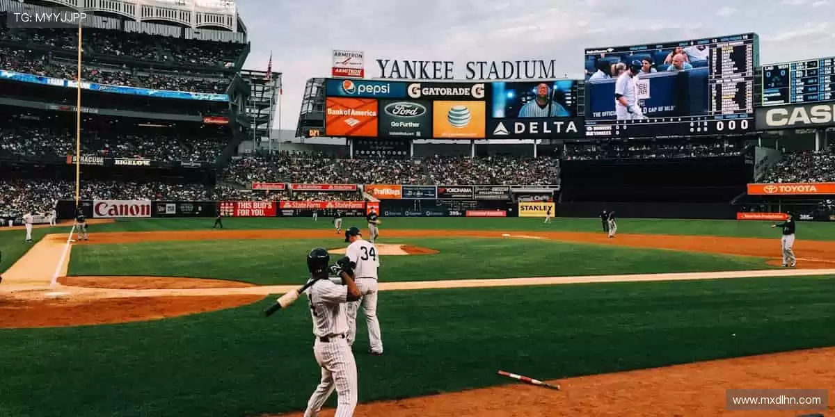 实时直击,弹幕狂欢!💻🎉 体育直播,就要和千万人一起尖叫!